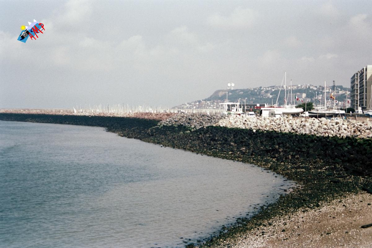 A1999-07_19A_B327_027-Digue Nord_HG
